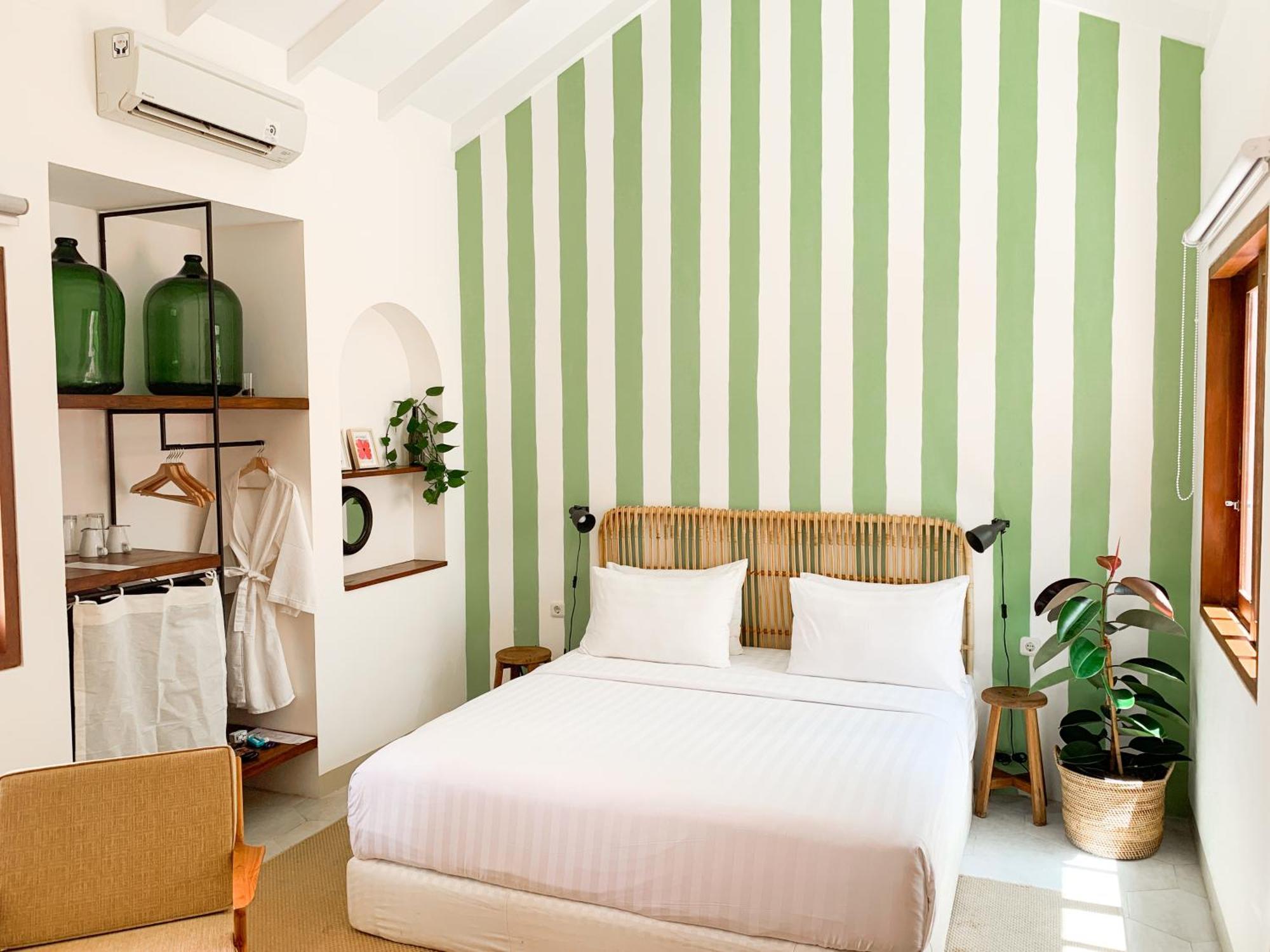 Resor Happy Together By Kresna Hospitality 4*